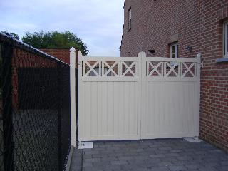 automatische poort 3 m x 1.75m.JPG